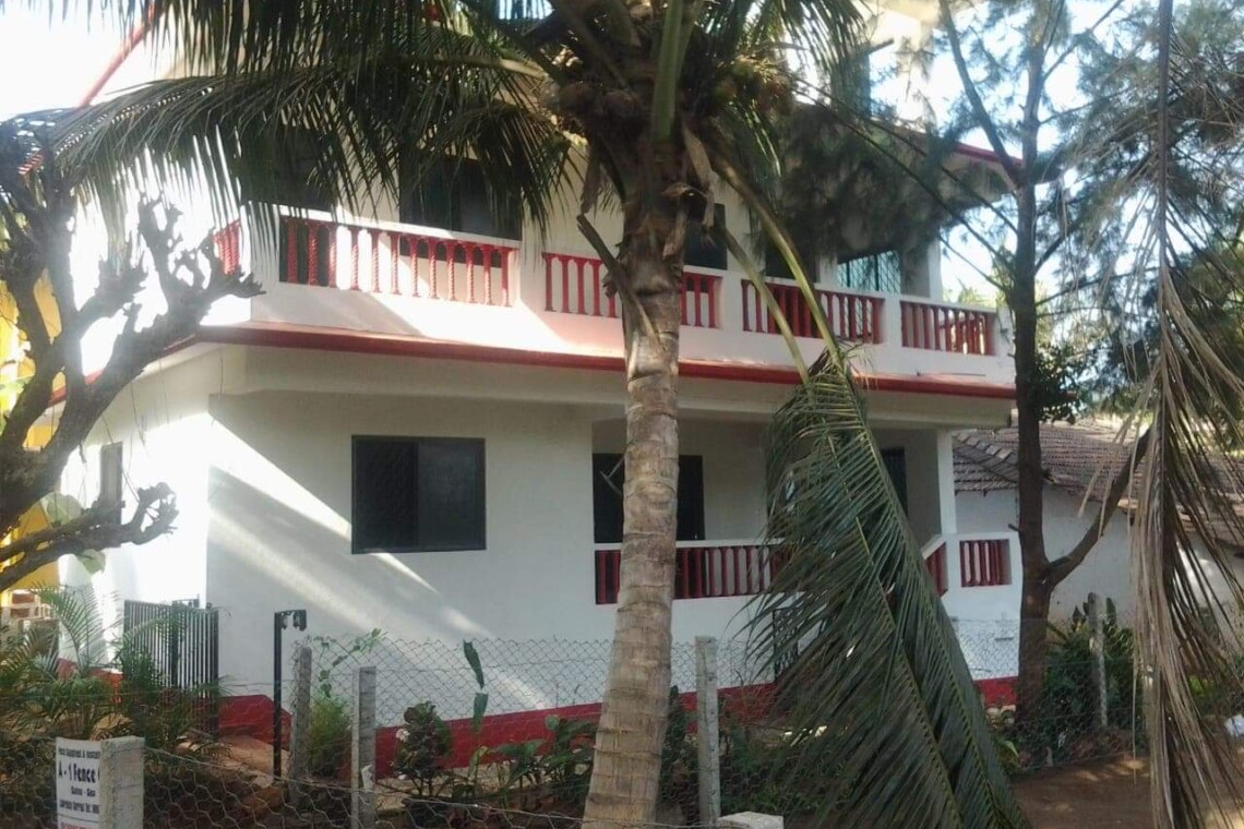 Daily Rental & Monthly Rental Holiday Homes. Studio Apartment & Deluxe Rooms in Betalbatim, South Goa.