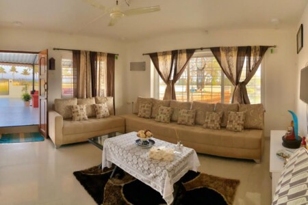 2bhk Villa by the Lake, Maina Curtorim ₹40,000/- per month